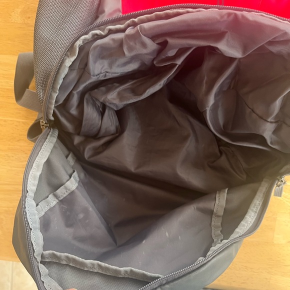 Under armour backpack - Picture 9 of 13